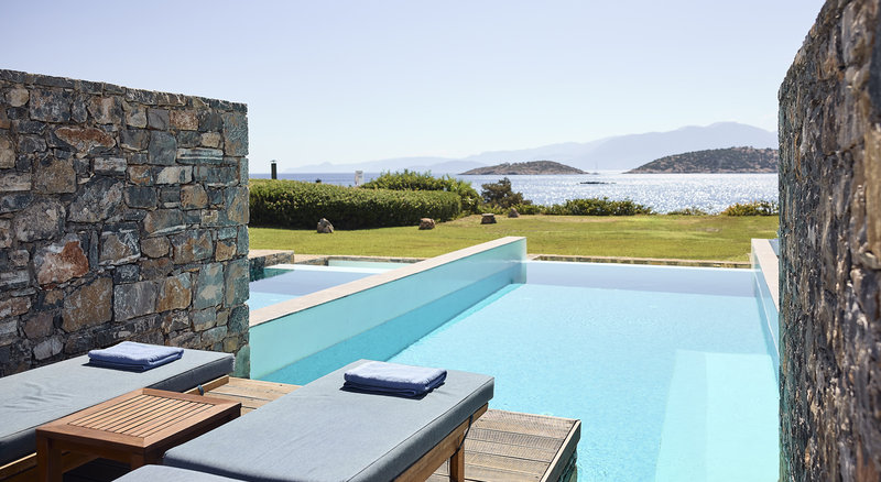 Classic Studio Private Pool Sea View