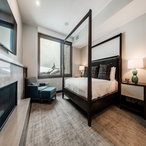 Resort 2 Bedroom Master Guest Room