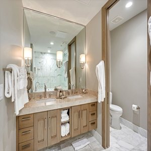 Platinum 3 Bedroom Master Bath