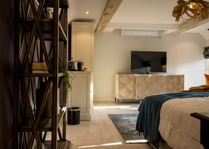 The Clarence Splendid Historic Suite
