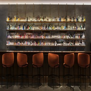 URBAN Lounge Bar Counter