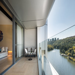 Luxury Lake View Suite Balcony
