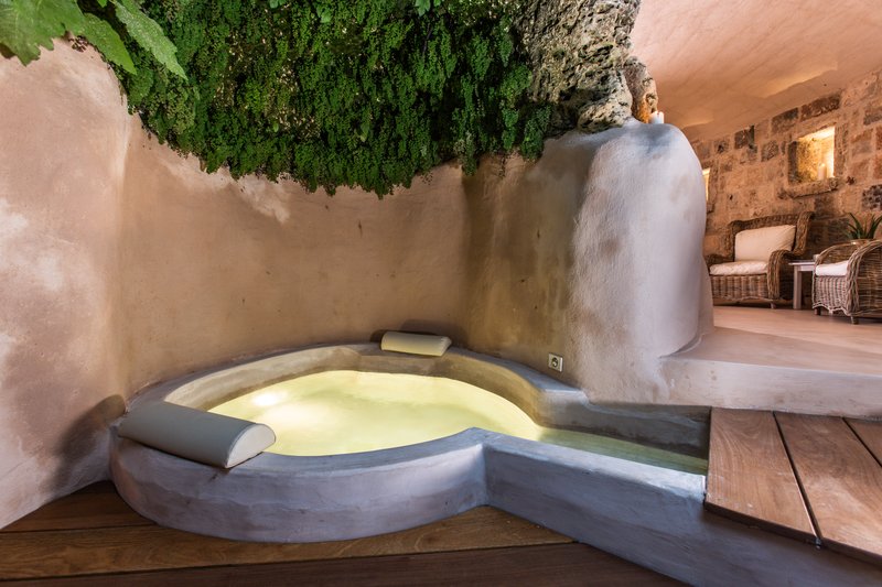 Tower of the Stars Suite - Capelvenere Cave Private Spa