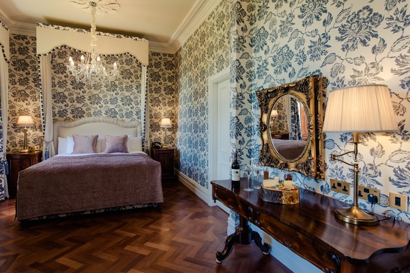 The Manor Bedrooms-  The Herbert Suite Spacious Area