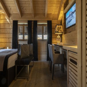 Dolomites Family Suite bedroom