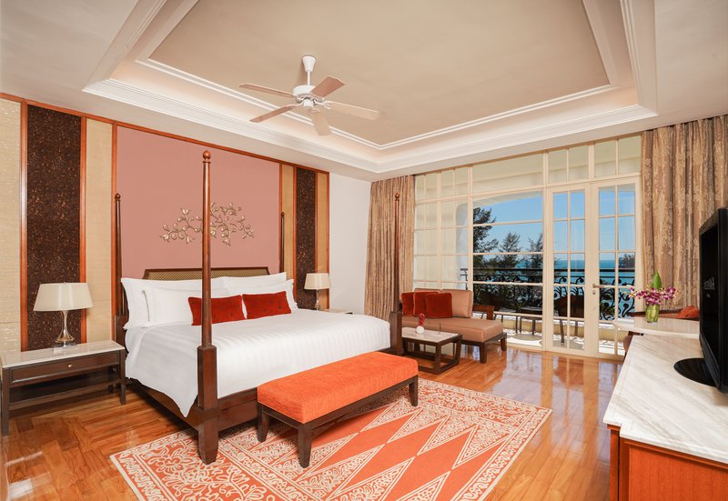 Viceroy Sea View