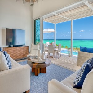 Three Bedroom Peninsula Oceanfront Coral Villa Living Area And View