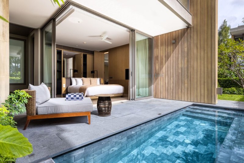 Grand Azure Suite Private Pool Bedroom