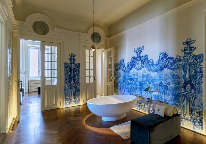 Royal Queen Suite