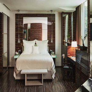 Two Bedroom Suite With Zen Garden