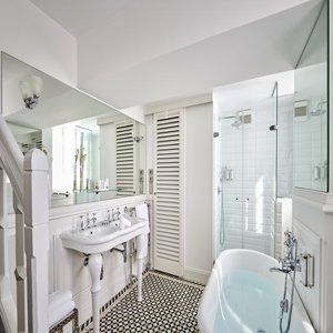 Royal Suite  Bathroom