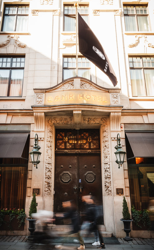 Bank Hotel Theo Bjork Olsson