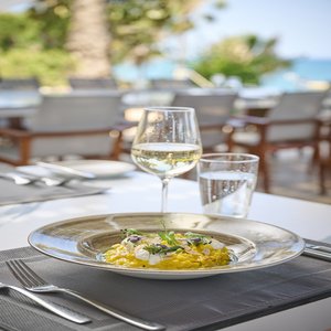 Cape Aspro dining