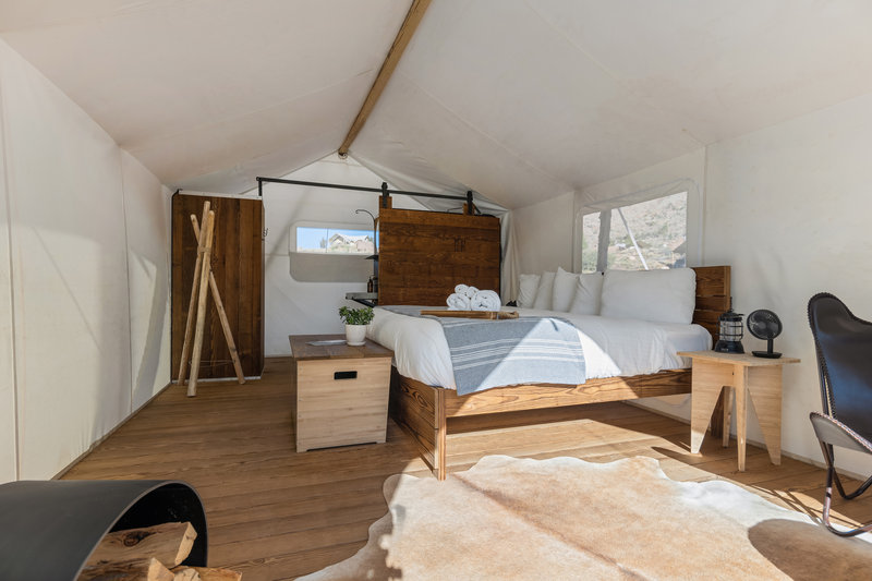 Deluxe Tent - En-Suite  and King Bed