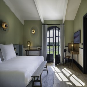 Superior bedroom
