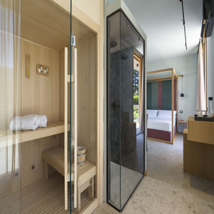 Lodge private sauna and turkish bath