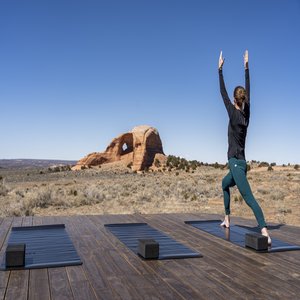 Yoga - Looking Glass Arch