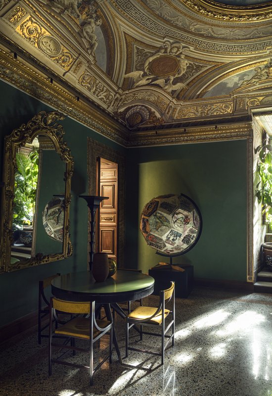 Palazzo Vilon Exclusive Use - Diana's Living Room