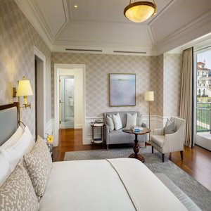 Presidential Suite Bed