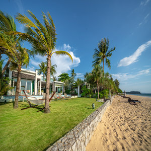 3 Bedroom Beachfront Villa