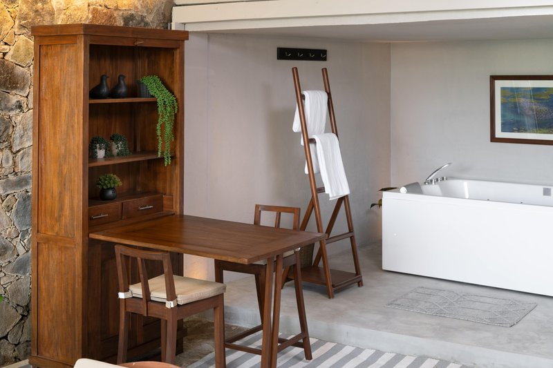 Premier Room - Bathroom