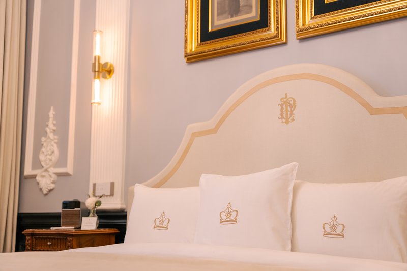 Porfirio Room - Bedroom