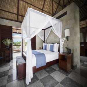 Courtyard Suite - Bedroom