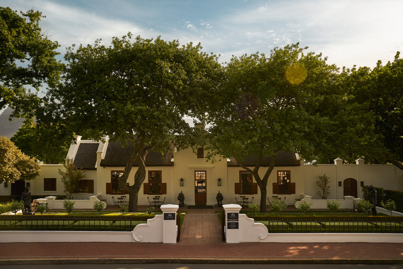 Leeu House Facade