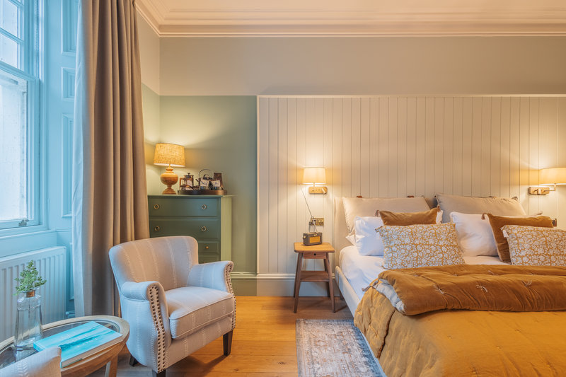 Evergreen Room - Bedroom