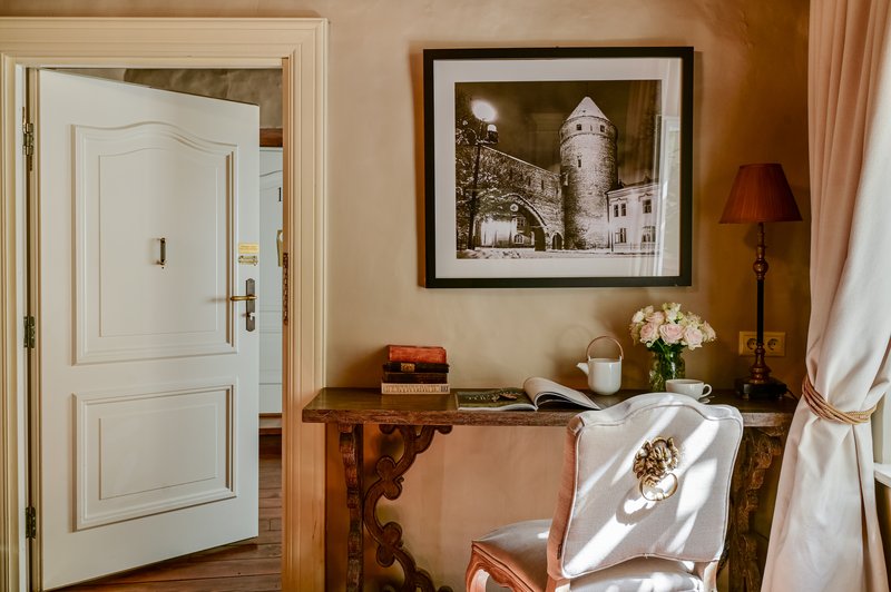 Superior Garden - Room Details