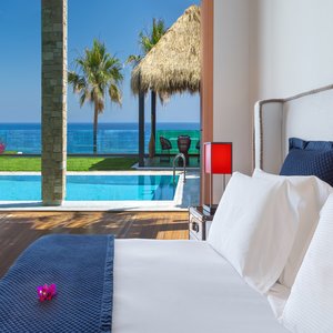 Royal Spa Villa Bedroom