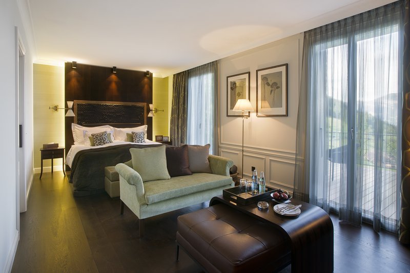 Superior Room Lake View - Bedroom