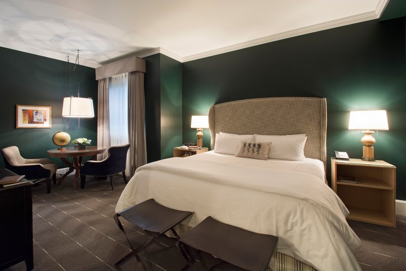 Deluxe King - Bedroom