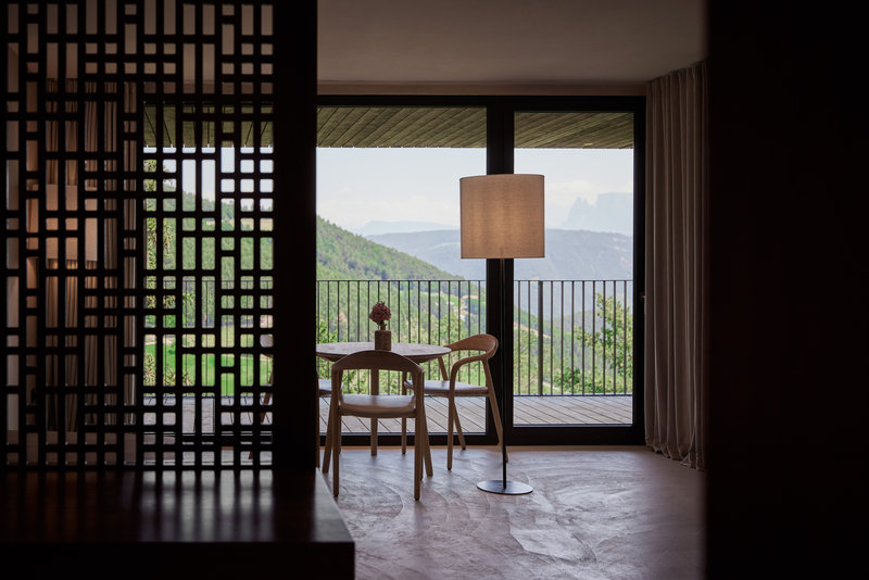 Saltus Suite - Dining Area