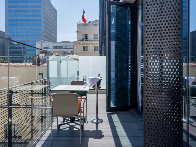 Deluxe Balcony Room - Balcony