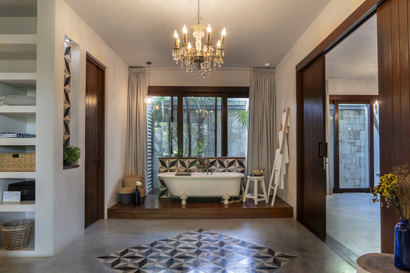 Master Villa at Lula by La Zebra - Bathtub