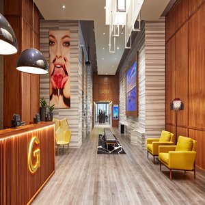 Hotel Reception & Lobby