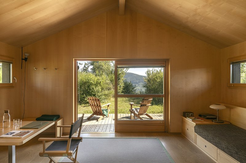 Eco-Lodge Double - Living & Dining Area