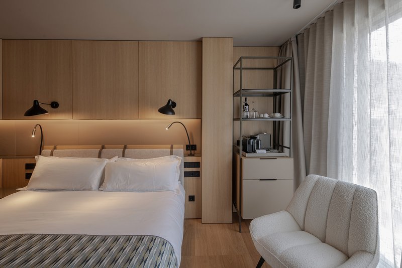 Deluxe Room - Bedroom