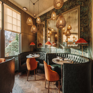 Flora Fauna Bar & Restaurant