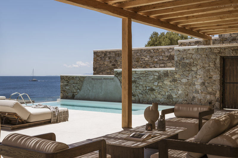 Royal Beachfront Infinity Pool Villa - Pool