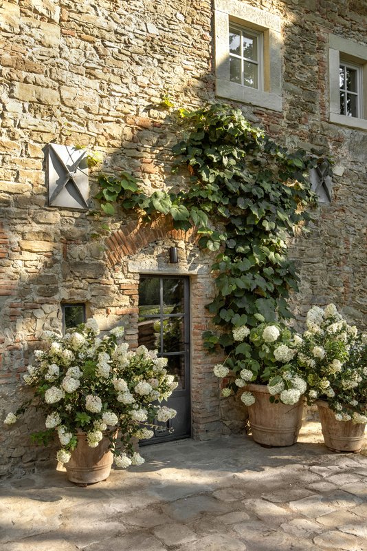 Pomaio House Exteriors