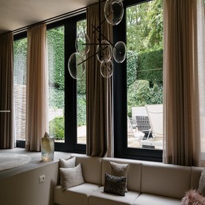 Luna Aurea Wellness Suite with Private Garden - Living Area