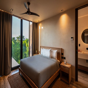 2BR Garden View Upper - Bedroom