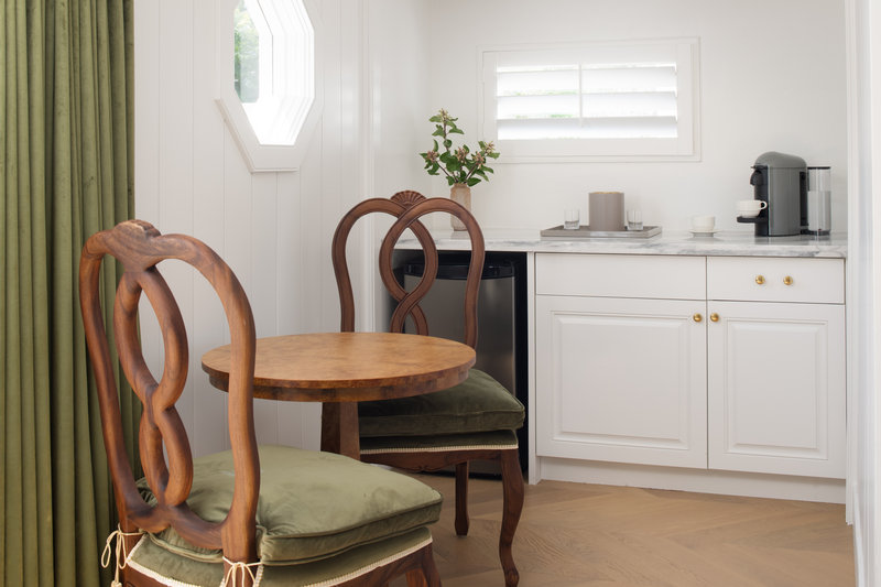 Cottage - Dining Area