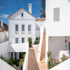 Medina Wing - Exterior