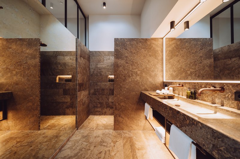 Maisonette Suite - Bathroom